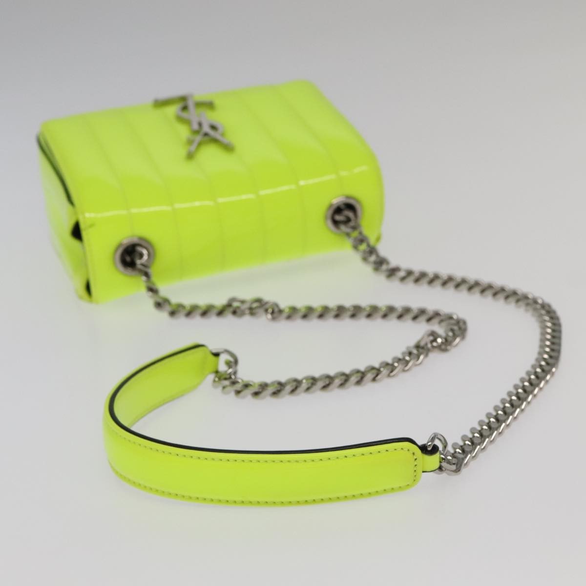 Borsa a tracolla Saint Laurent Vicky verde vernice autentica