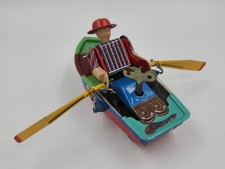 Vintage MS385 Tin Windup Rowboat Man With Key