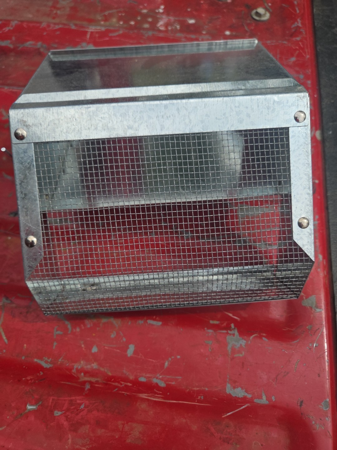 PET LODGE CHEW RUST RESISTANT SMALL ANIMAL RABBIT CAGE FEEDER MILLER MFG. AF7SL