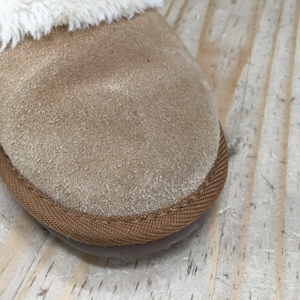 Minnetonka Slippers Womens 7 M Mule Brown Leather Closed Toe Casual Flats 40811 - Image 4 of 4