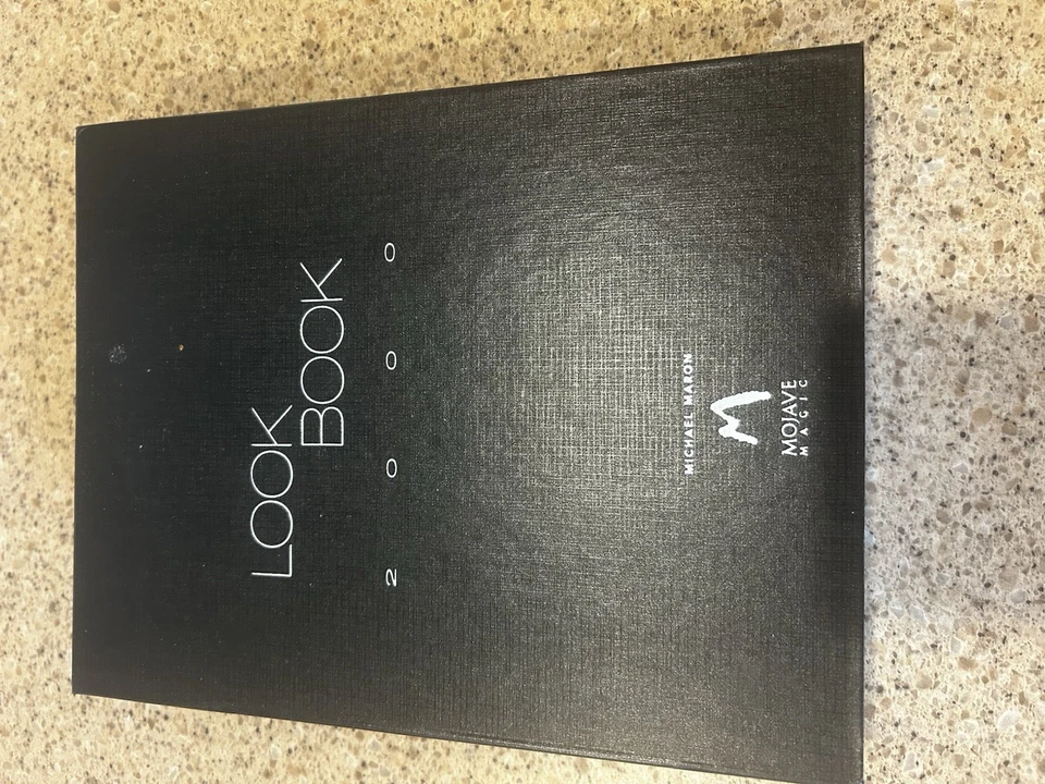 Michael Maron Mojave Magic Look Book 2000 Desert Dawn Maxim 眼部睫毛膏 - 阅读 — 第 2/2 张图片