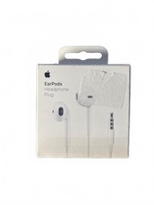 Apple EarPods with Headphone Plug 3.5 mm MWUD3AM/A New in Sealed Box