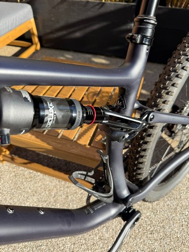 Specialized Epic Evo M Carbon 2023 midnight shadow - Picture 8 of 10