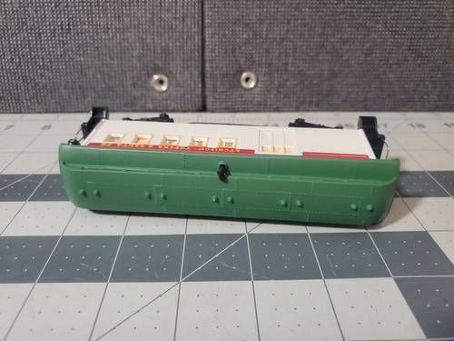 Tyco Overton Combination Coach ~ Atchison Topeka & Santa Fe 524B - Bulk Savings! - Picture 7 of 13