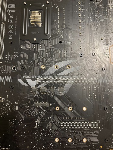ASUS ROG Z590-E Motherboard + Intel i9-11900K CPU + 32 GB DDR4 RAM - Picture 5 of 5