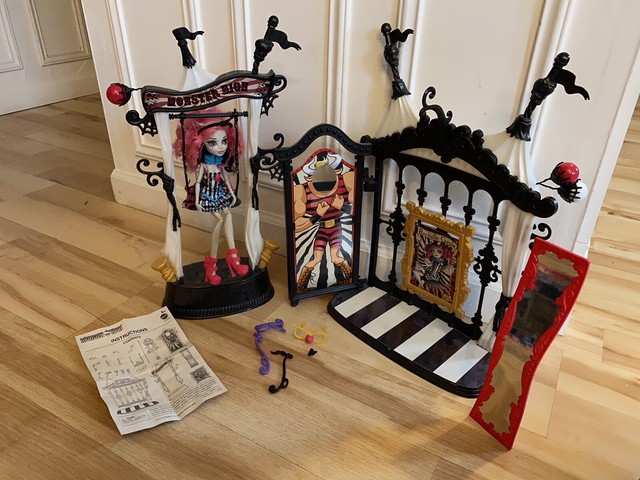 monster high circus scaregrounds