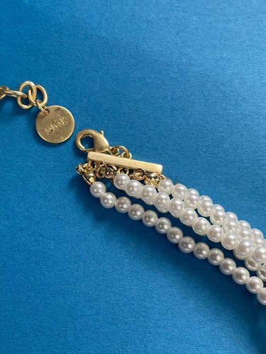 Dior Gold Bee Shaped Beaded Pearl Necklace - Picture 5 of 7