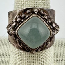 Vtg Sajen Sterling Silver Ring with Chrysoprase Gem Stone (presidium tested)