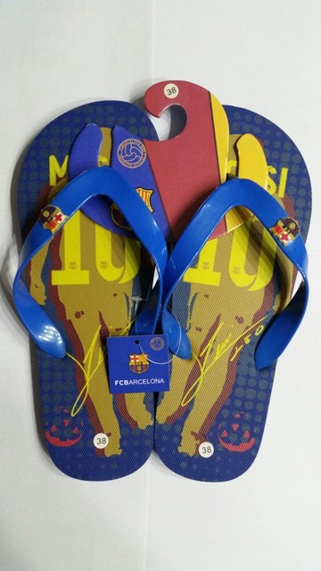 messi flip flops