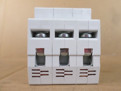 Eaton WMZS3D02 2A 5kA Type D TP UL1077 Miniature Circuit Breaker - Picture 11 of 12