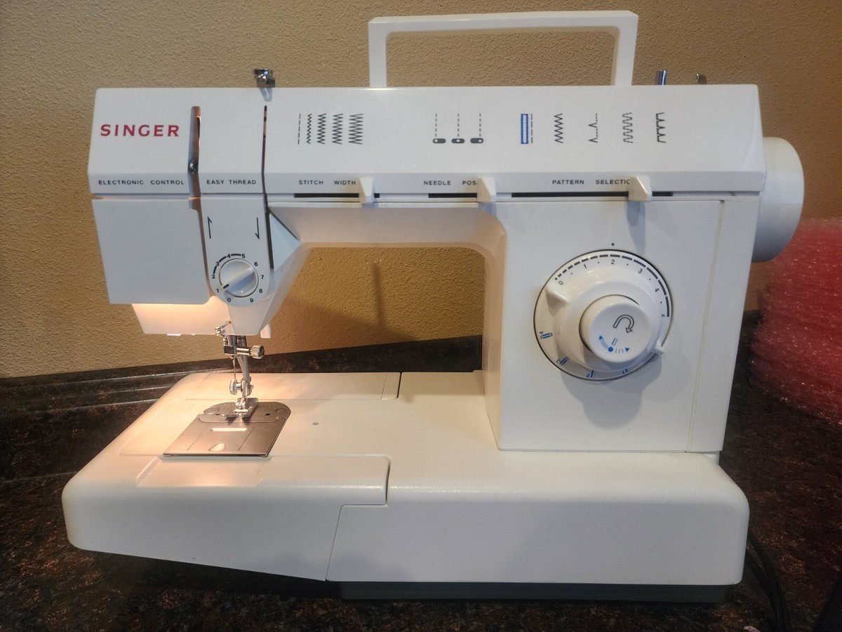 工芸品 ligi / Opera singer GENUINE SINGER PARTS FOR SEWING MACHINE 5825 5830 5050 etc