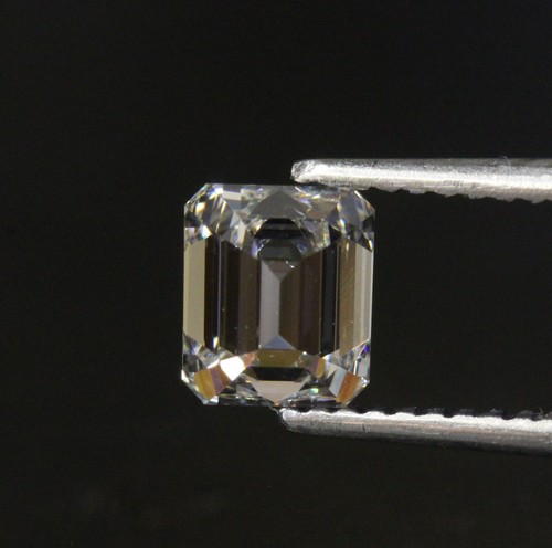GIA certified 1.04ct VS1 G loose emerald cut fancy natural diamond - Picture 8 of 10