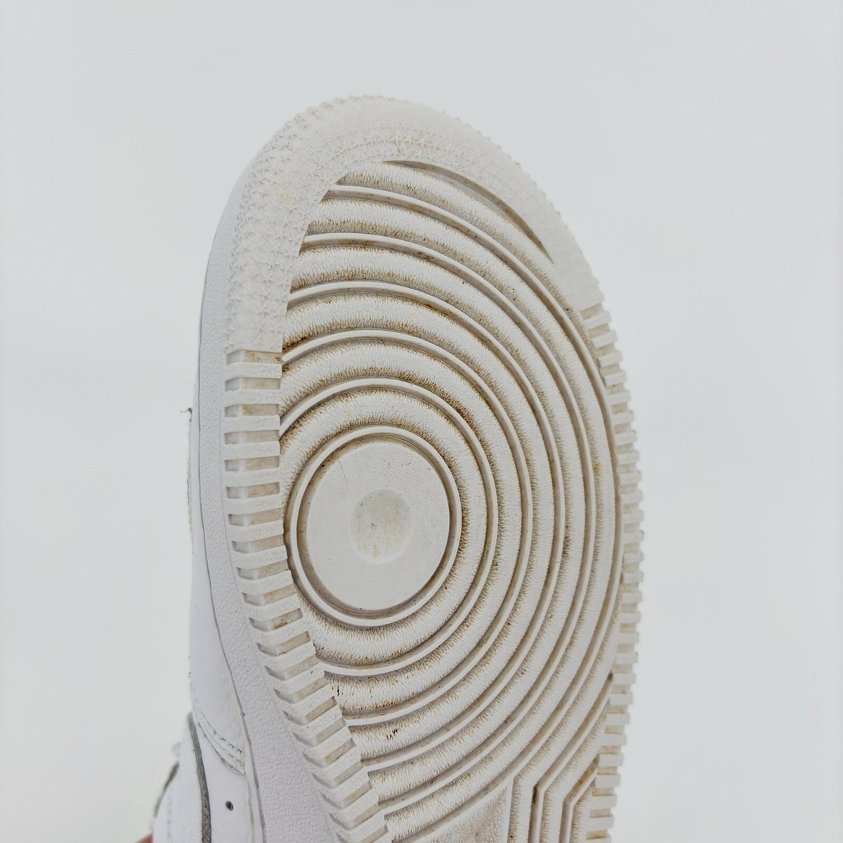 Mens 8.5 Nike Air Force 1 '07 Craft Triple White Sneakers