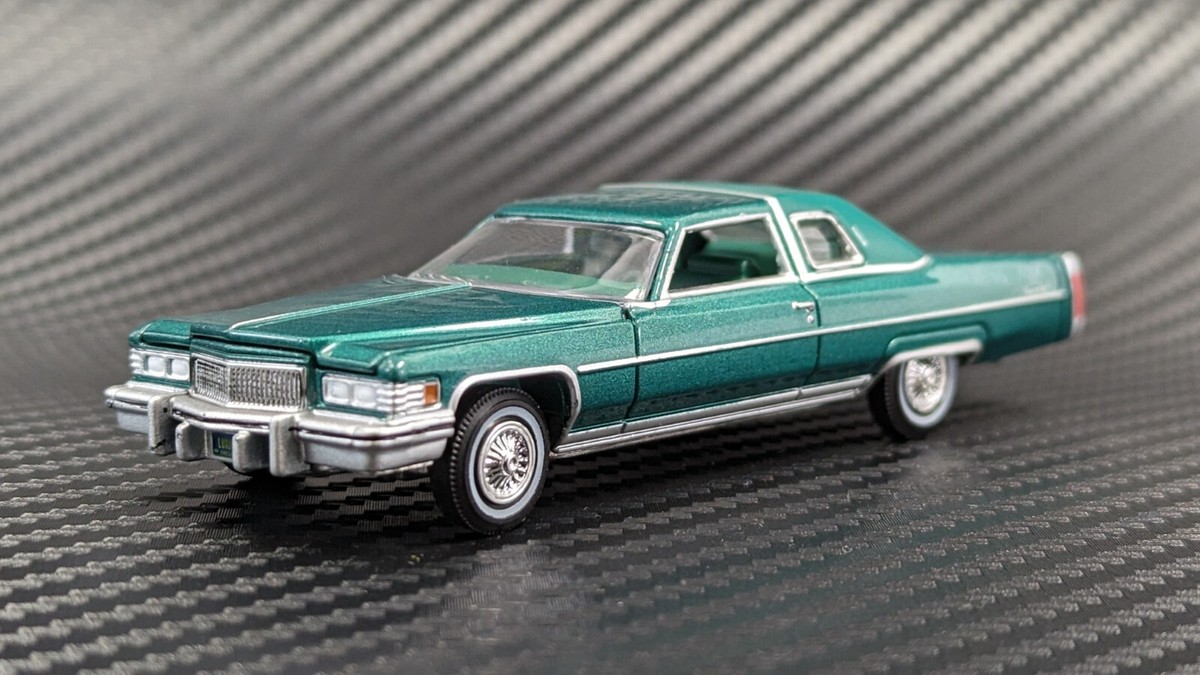 '81 Cadillac Coupe DeVille ダイキャストモデル 1975 75 CADILLAC COUPE DEVILLE LIMITED 1:64 SCALE