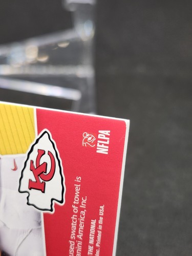 2017 PANINI National Patrick Mahomes Rookie 3 color player used towel piece ๐ฅ - Picture 10 of 21
