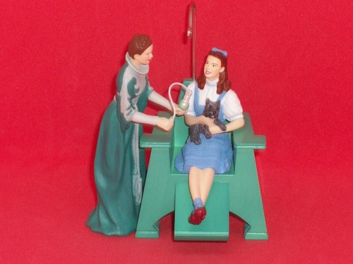 Hallmark 2008 Emerald City Style - The Wizard of Oz - NIB - Picture 10 of 19