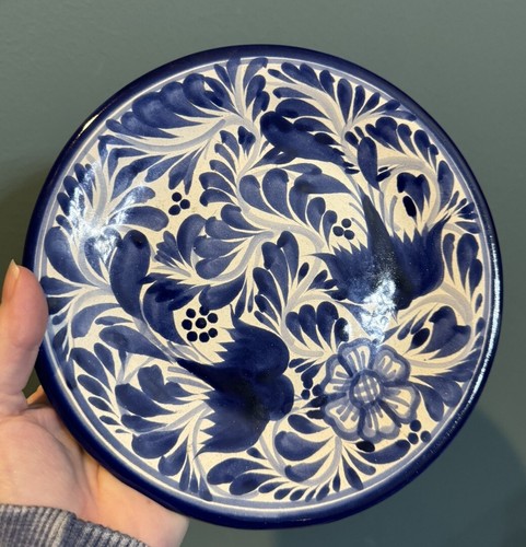 Blue and White Talavera Pottery Plate with Floral Motif, Made In Mexico, 7.75” - Picture 4 of 6