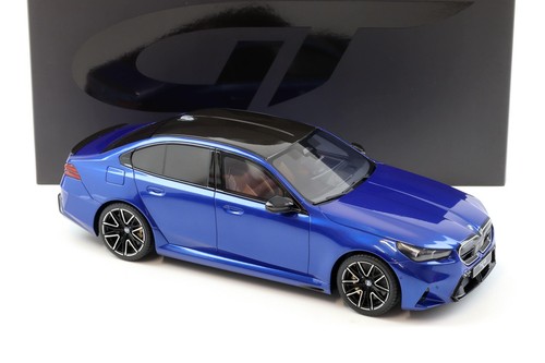 1:18 GT Spirit GT507 BMW M5 Limusina G90 Marina Bay Azul Metálico 2024 - Imagen 2 de 4