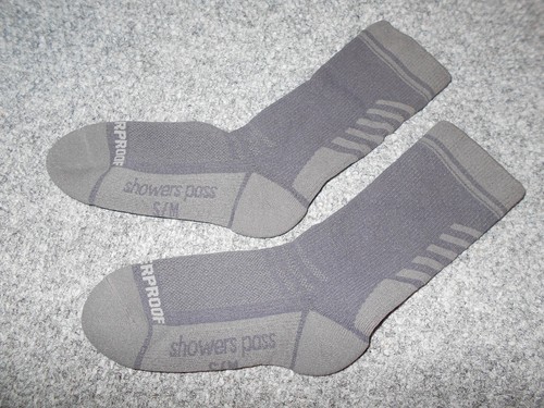 SHOWER PASS MENS SMALL/MEDIUM WATERPROOF CREW SOCKS - Picture 2 of 2