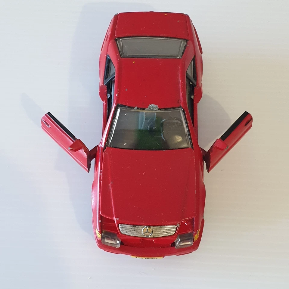 Red Ultraclass Mercedes Benz 500SL Matchbox Super Kings Loose Diecast Car - Image 4 of 4