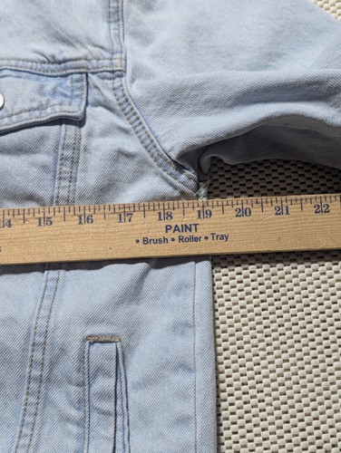 Old Navy Girls Juniors XL Light Wash Denim Button Up Love Graphic On Back - Picture 3 of 5
