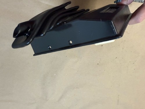 81-87 1981-1987 Chevy Truck K5 Blazer Transfer Case Shifter Floor Bezel/ Boot - Picture 4 of 5
