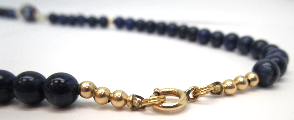 Collar de cuentas de lapislázuli real de 6 mm broche relleno de oro con lapislázuli natural sin teñir Foto 4 de 4