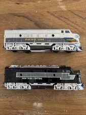 Diecast Pacific Line and New York 2X diesel Model Toy Trains Pullback Motor 7"