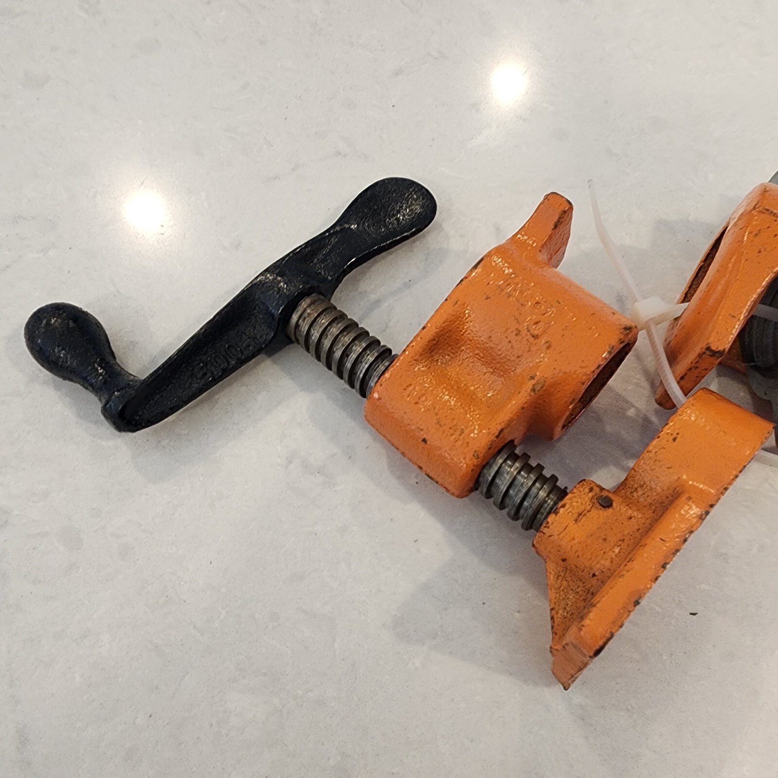 1 Pony Adjustable Pipe Bar Clamp Set 5203+5201 For 1/2" Black Pipe eBay