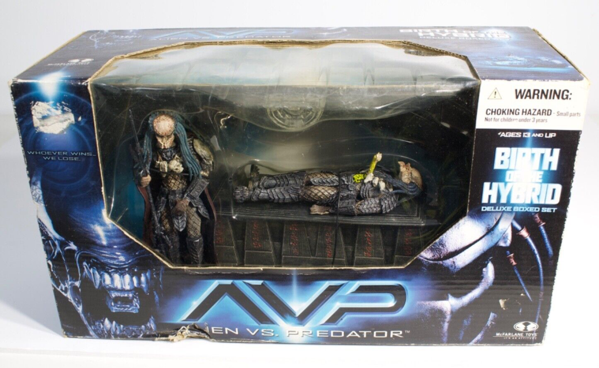 ALIEN VS PREDATOR: BIRTH OF THE HYBRID DELUXE ACTION FIGURE ALIEN VS PREDATOR: BIRTH OF THE HYBRID DELUXE ACTION FIGURE