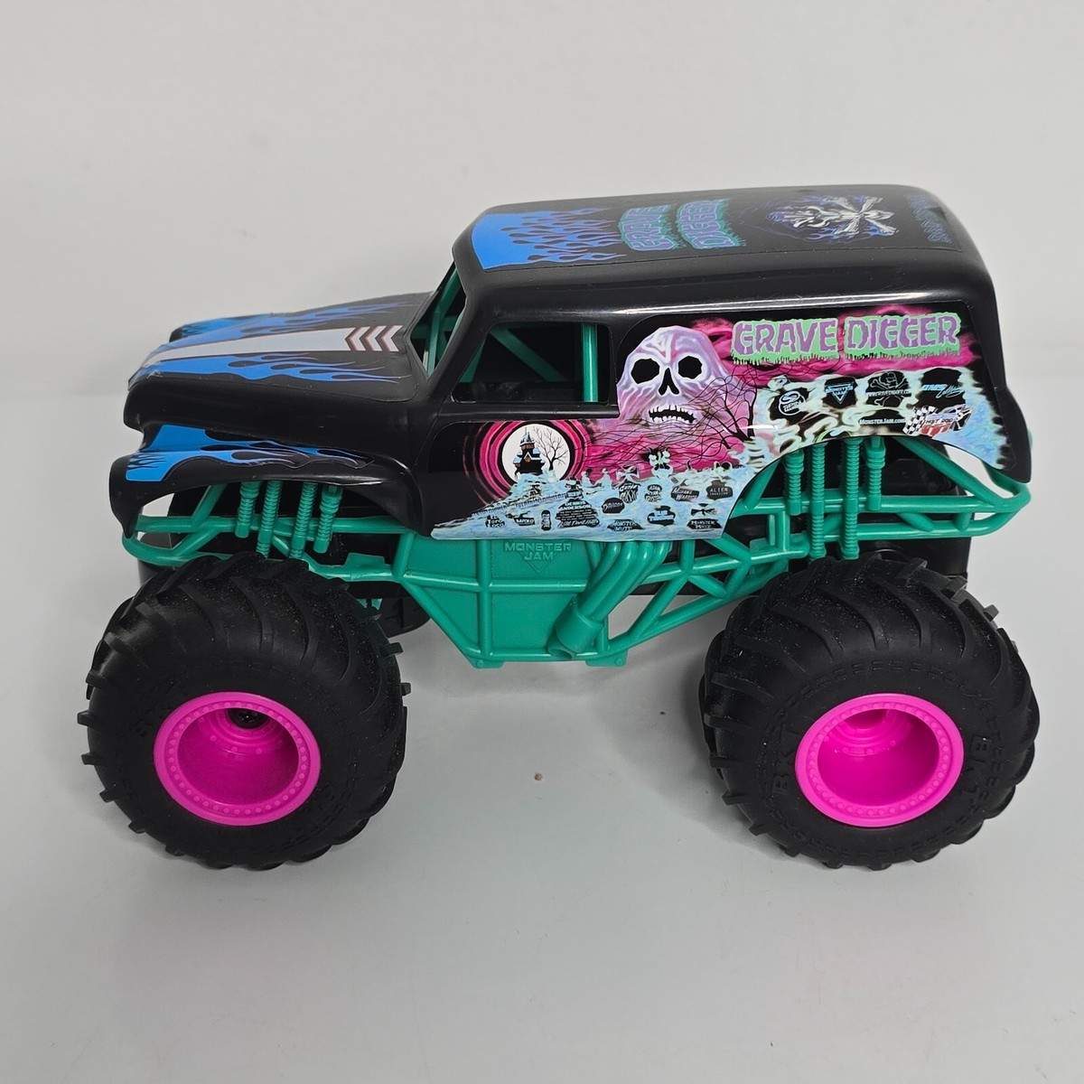 Grave Digger Nitro Neon Themed Monster Truck 1:24 No Remote
