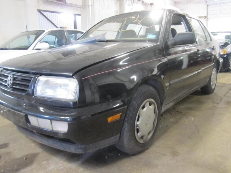 Used Engine Oil Pan fits: 1997 Volkswagen Jetta 4 cylinder Grade A Foto 4 de 4