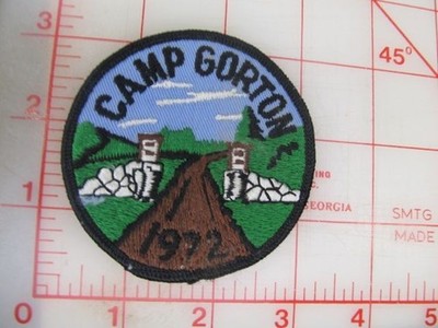 1972 Camp Gorton collectible gateway to camp patch (yP)