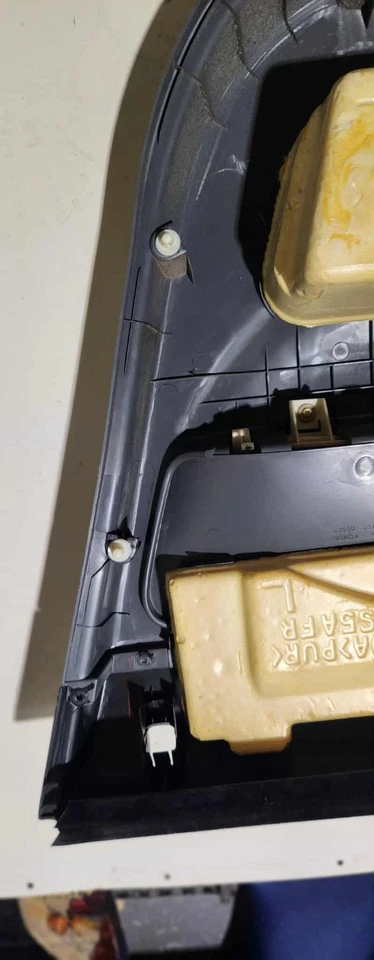 96-00 HONDA CIVIC DX LX EX COUPE DRIVER & PASSENGER DOOR PANEL SET OEM - Image 4 of 4