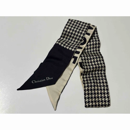 Authentique foulard Christian Dior motif pied de poule femme toutes saisons décontracté