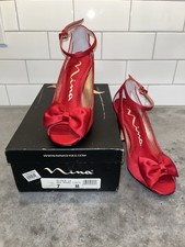Nina Sz 7M Red SATIN Peep Toe Bow Strap