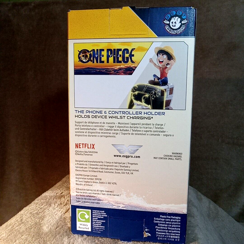 Netflix One Piece: Luffy Cable Guys Original Controller & Phone Holder BRAND NEW - Picture 5 of 7