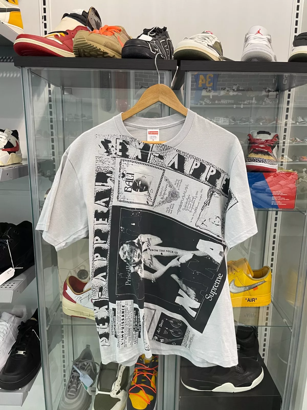 Tee shirt Supreme Collage Cement NEUF TAILLE M ENVOI RAPIDE