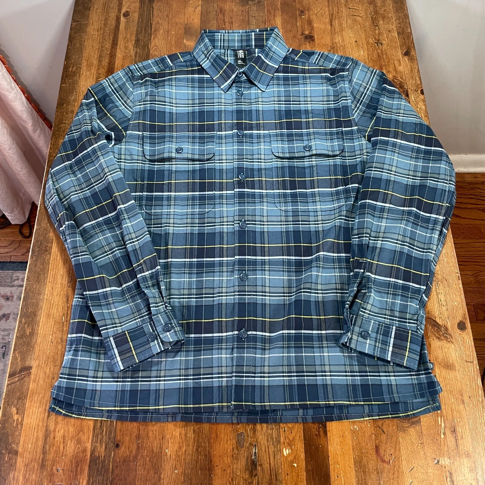 Mountain Hardwear Shirt Mens Large Blue Plaid Button Up Stretch Casual Preppy