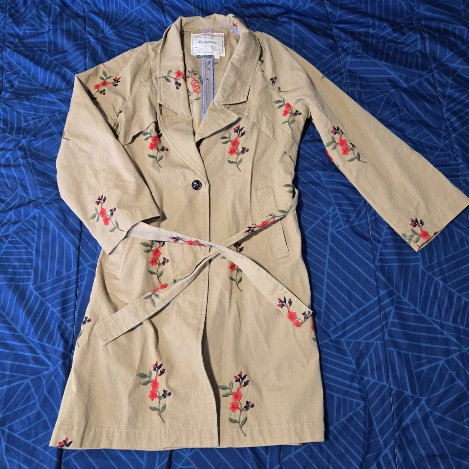 Cartonnier Floral Embroidered Trench Coat Large - Image 2 of 4