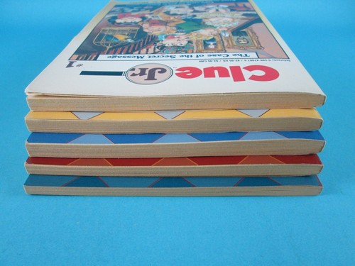 CLUE Chapter Books Lot Mystery by A E Parker #4, 13, 17, 18 + CLUE JR #1 Book - Picture 6 of 24