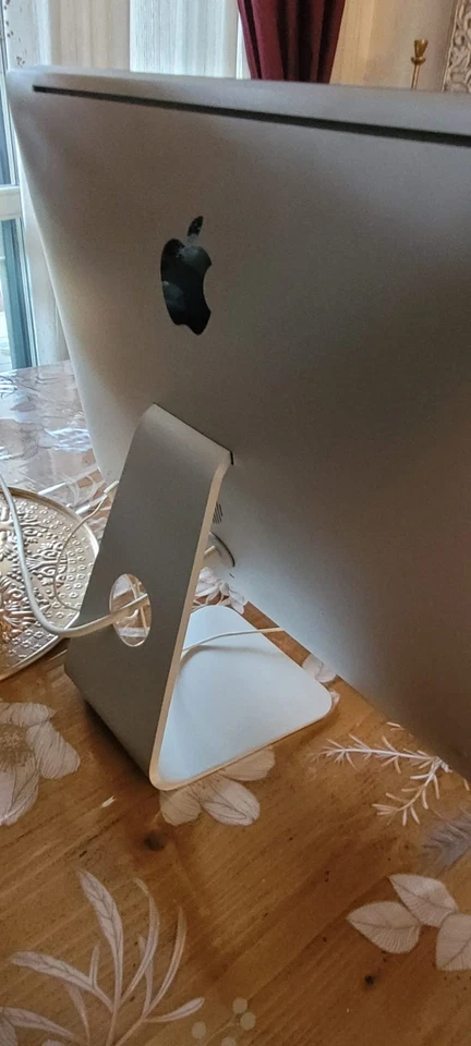 Apple iMac 21,5" Mid 2011 – Intel i5 2,5 GHz – 16GB RAM – SSD 500GB – Trackpad - Immagine 4 di 4