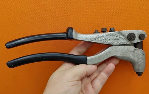 The Nutter Rivet Nut Gun Tool Set 200-RNK Creative Engineering Vintage EUC