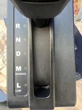 Kenworth T680 2016 Automatic Transmission Shifter With Braket OEM.