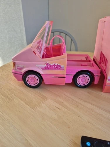 1988 Vintage Barbie Mattel Camper Van Original Very Nice.