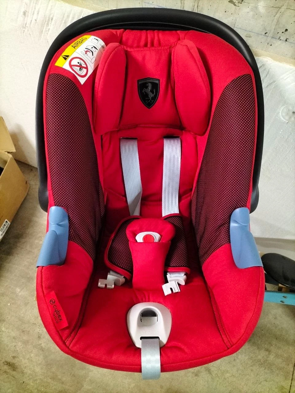 Cybex Gold Aton M i-Size Seat Ovetto - Ed. Limited Ferrari Racing Red
Opens in a new window or tab
