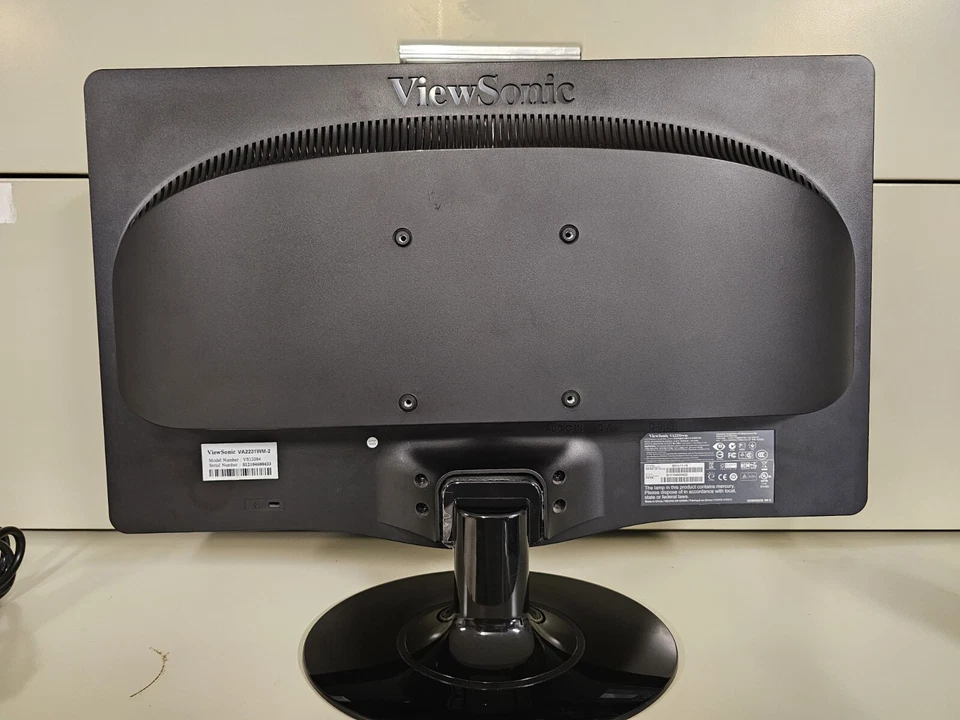 ViewSonic VA2231WM- VS13384 Black 22 in Widescreen Full HD LCD Monitor - Image 3 of 4