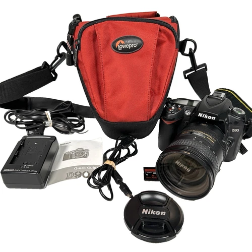 Nikon D90 Digital SLR Camera Nikon AF-S 18-200mm f3.5-5.6 GII ED DX VR Lens