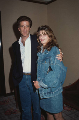 US-amerikanischer Schauspieler Ted Danson und amerikanische Schauspielerin Kirstie Alley 1987 4x6 FOTO