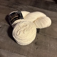 Lot of 2 Skeins Cascade 220 Sport Yarn Shade 8010 Winter White or Ivory